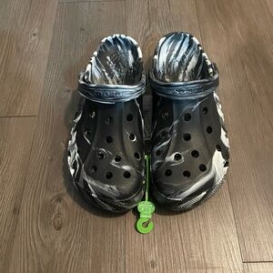 CROCS Baya Marbled Clog Men’s Sz 10 Women’s 12